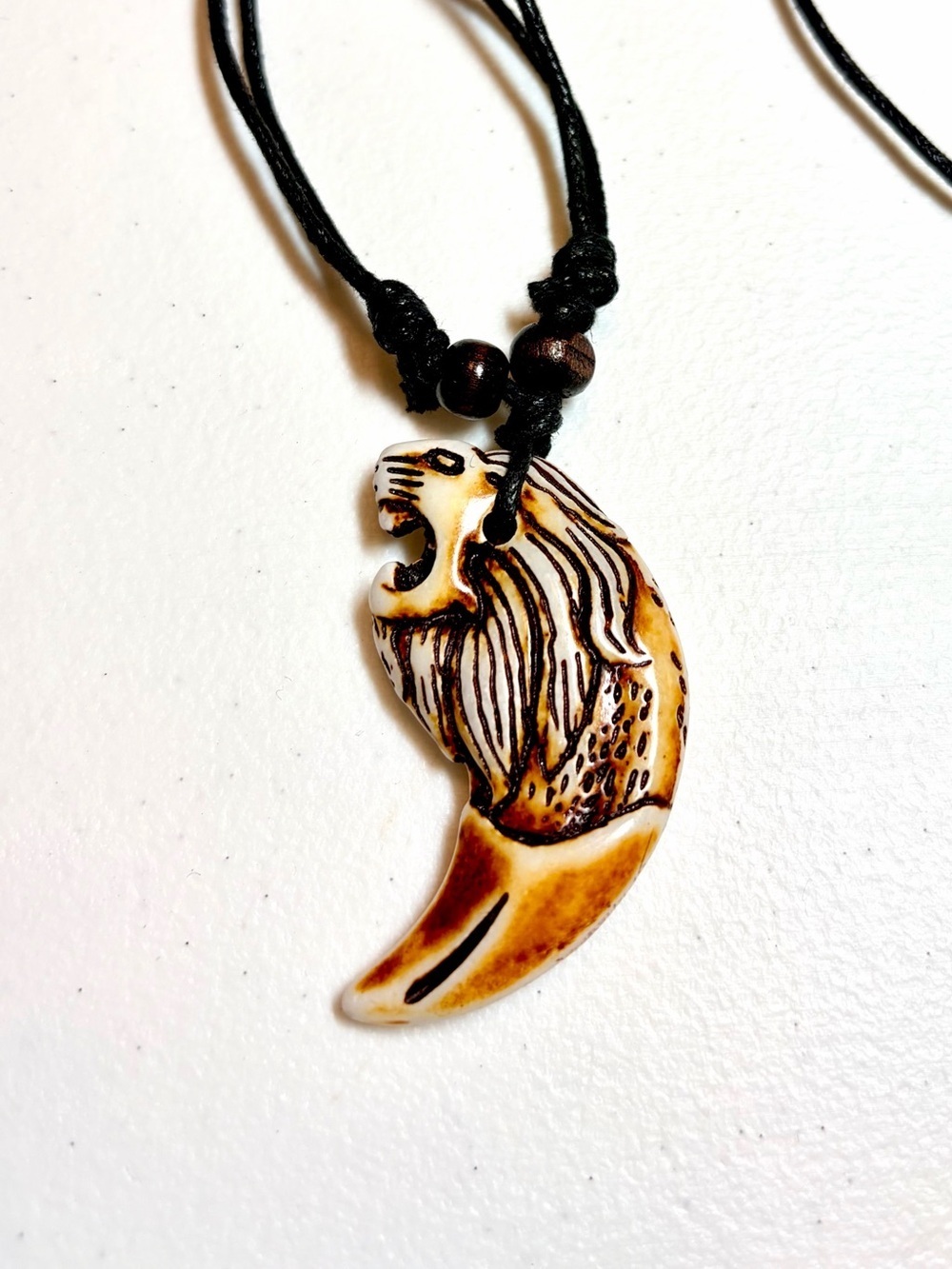 Lion Pendant Necklace.